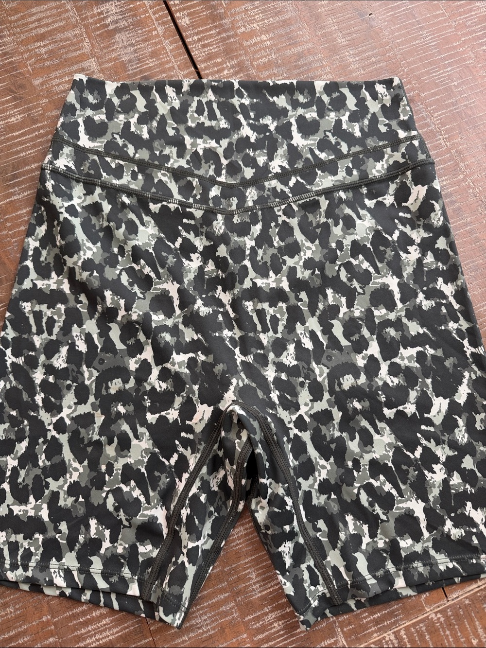 Women’s Leopard Print Bike Shorts in Black & Gray